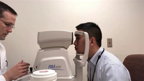 refractometer eye exam|what is auto refraction.